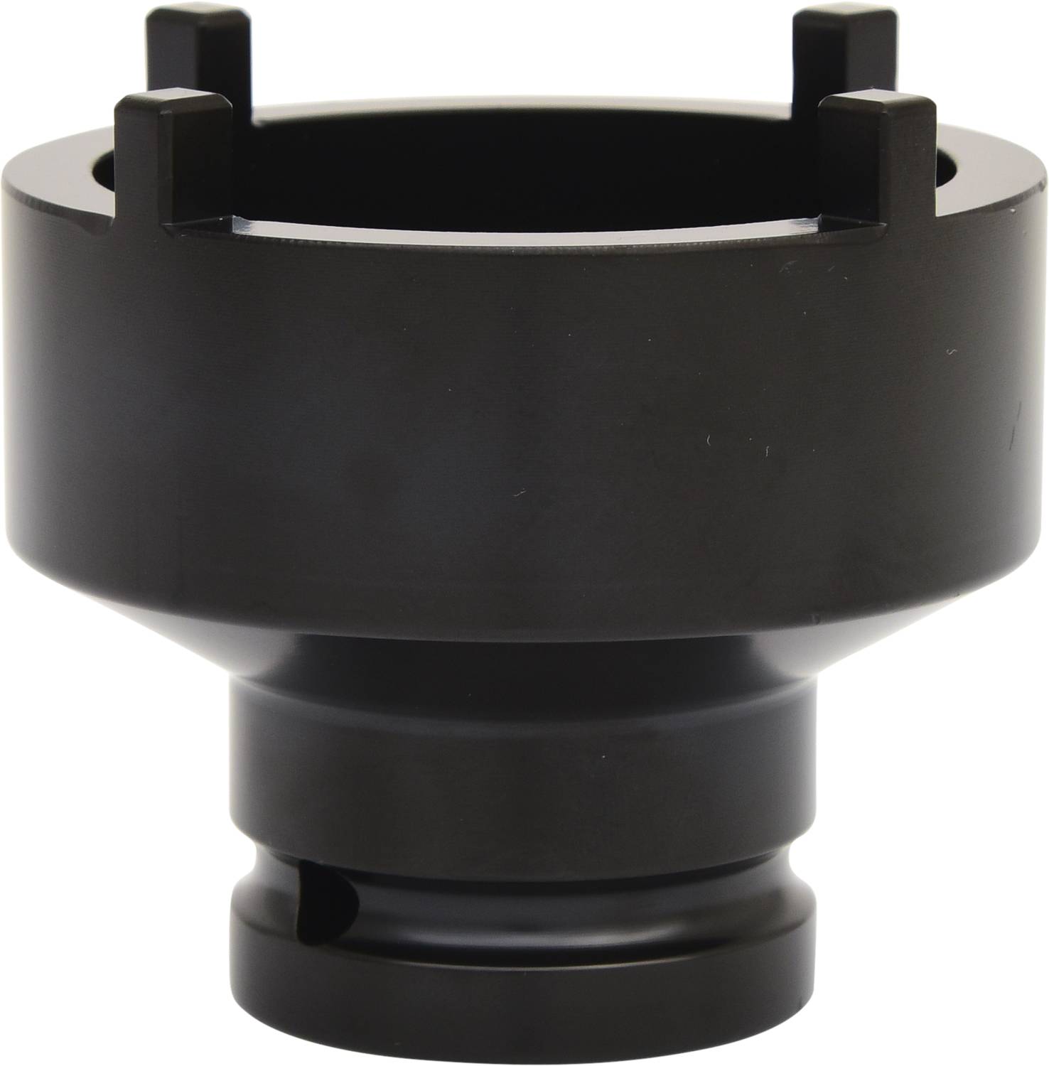 Schwarzes, zylindrisches Metallwerkzeug mit mehreren Ecken an der Oberseite. Wahrscheinlich für technische oder mechanische Anwendungen.