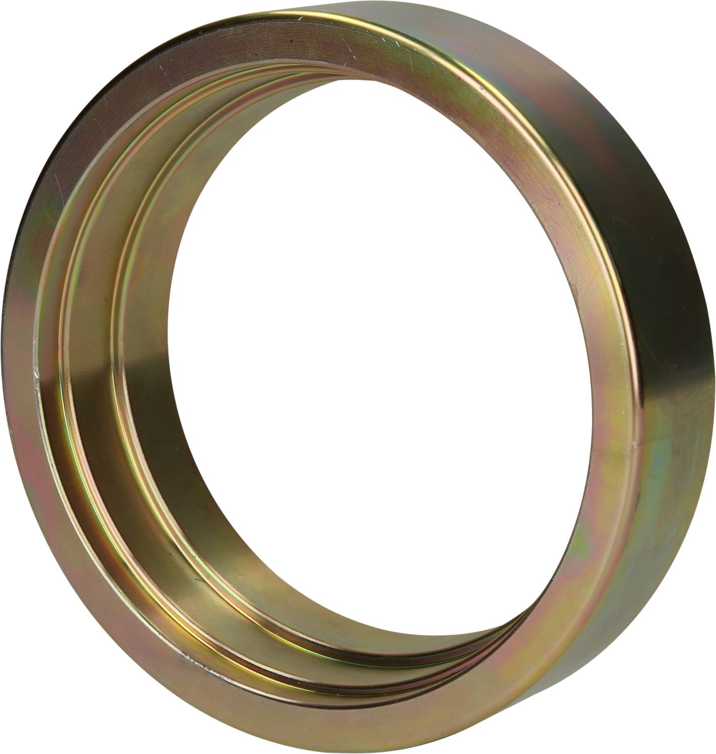Ein glänzender, metallischer Ring in seitlicher Ansicht. Der Ring hat eine glatte Oberfläche und erscheint robust.