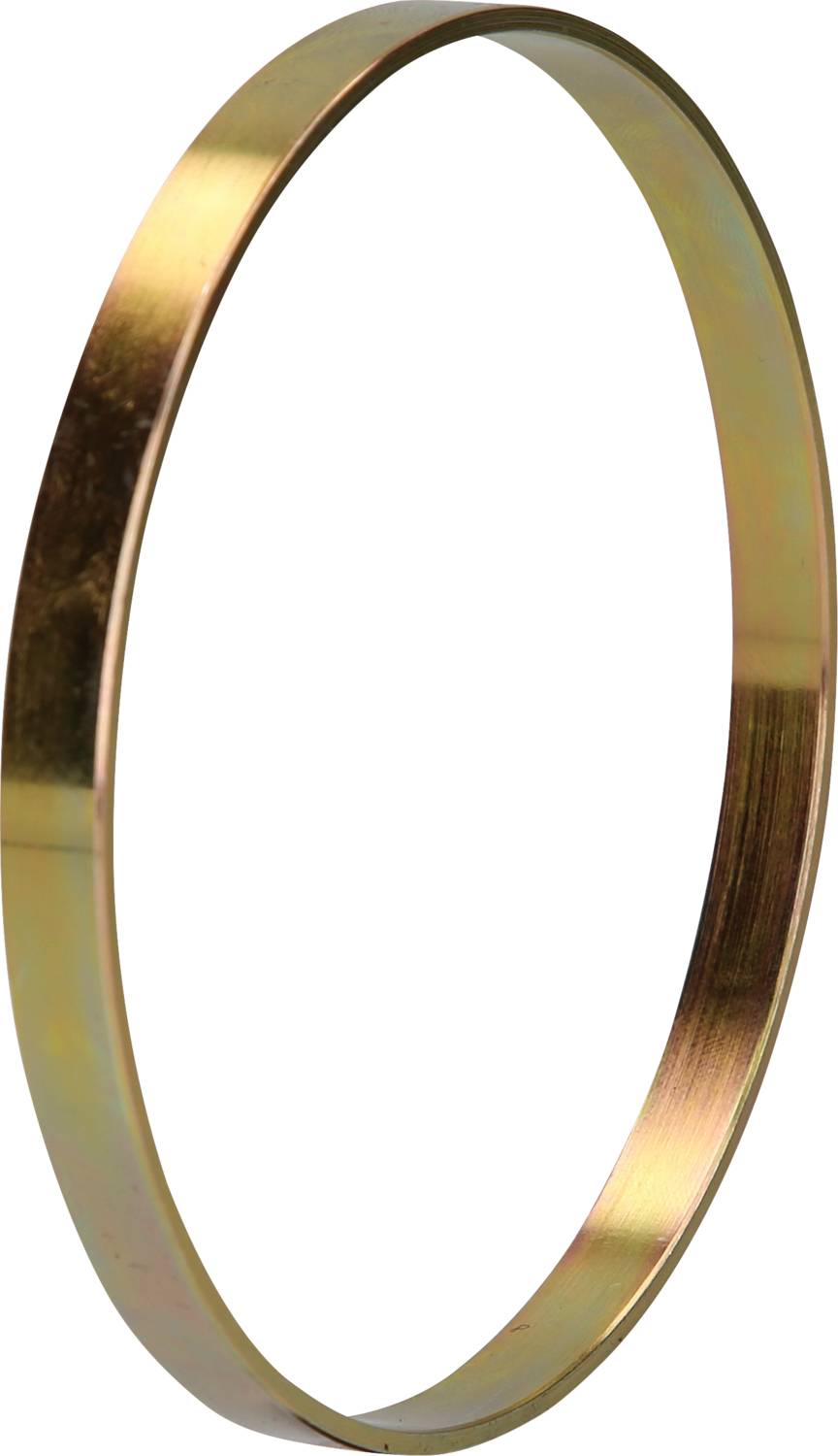 Ein dünner, goldfarbener Metallring auf weißem Hintergrund.