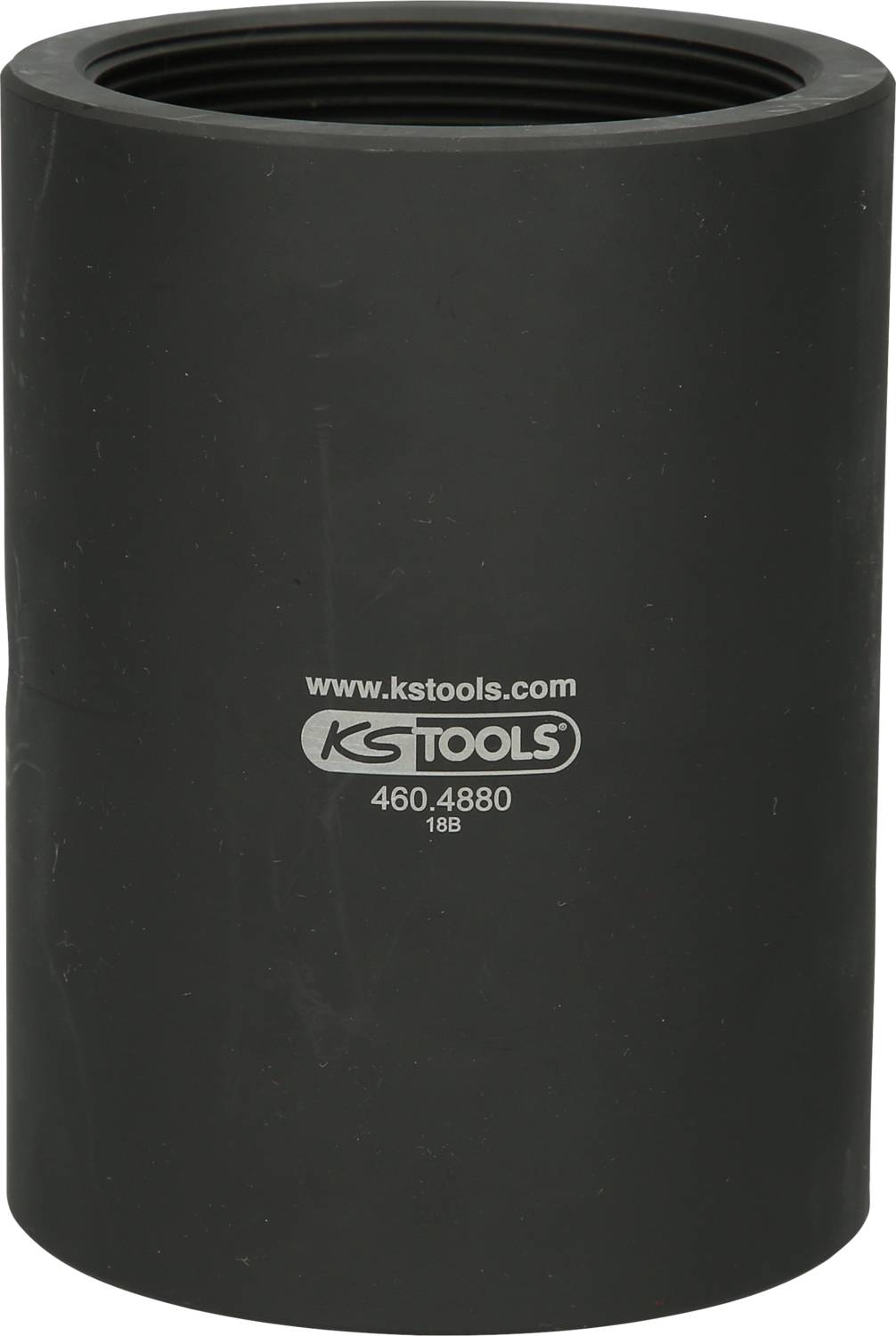 Schwarze zylindrische Hülse mit der Aufschrift 'KSTOOLS 460.4880'.