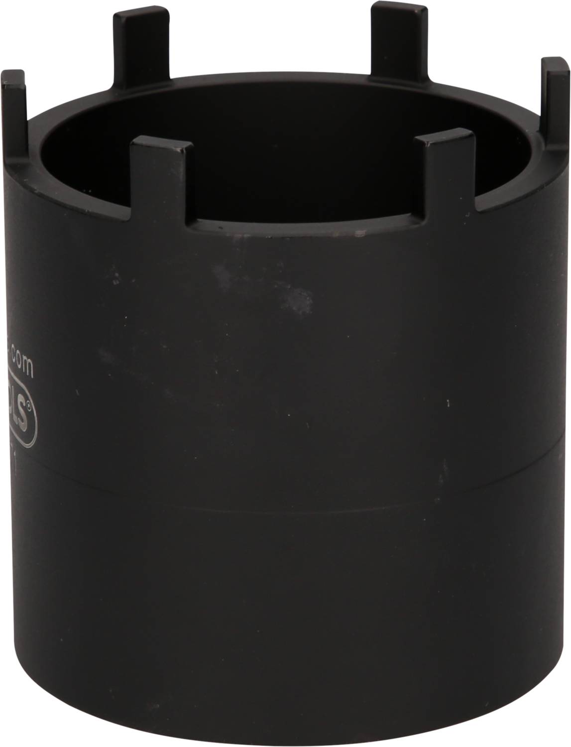 Schwarzer zylindrischer Adapter mit hervorstehenden Kanten am oberen Rand.
