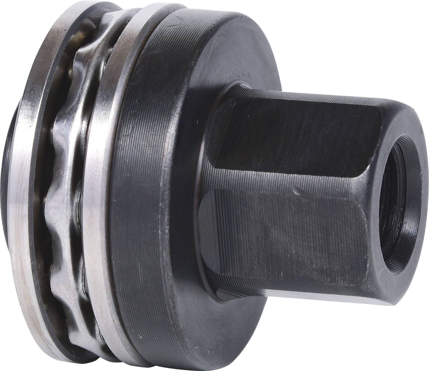 Ein metallisches Maschinenteil mit einem ringförmigen Design, das vermutlich als mechanische Verbindung oder Teil einer Maschine dient.