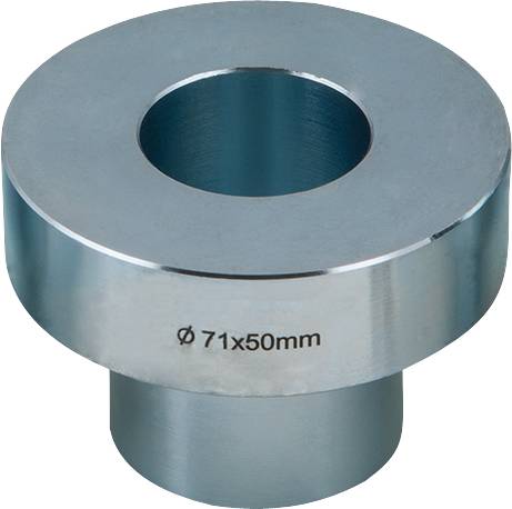Metallring mit Innenloch und Gravur 'Ø 71x50mm'.
