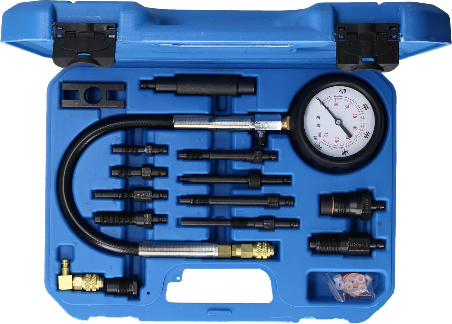 Blauer Koffer mit einem Kompressionsmessgerät-Set. Enthält Manometer, verschiedene Adapter und Zubehör, für Motorwartung geeignet.