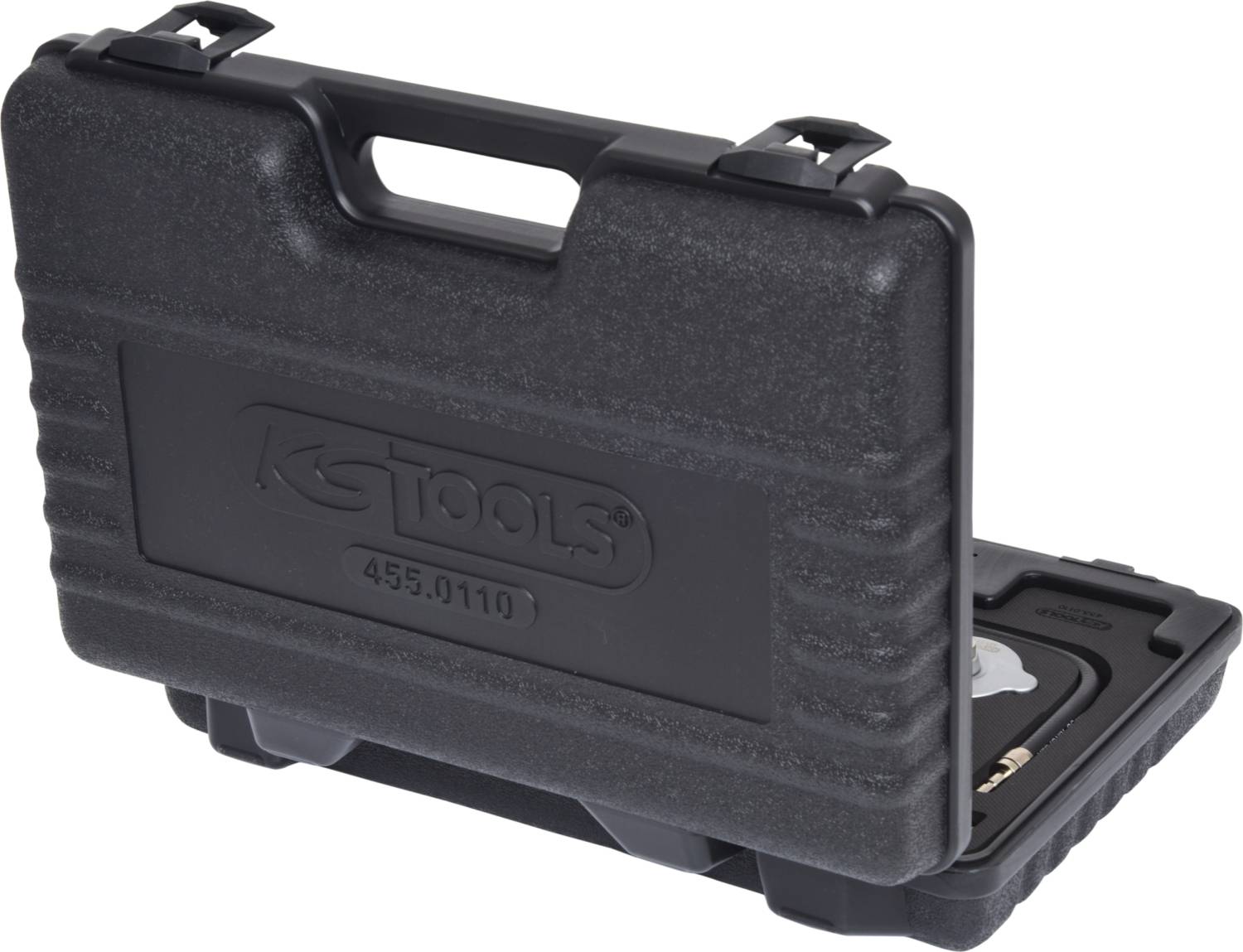 Schwarzer Werkzeugkoffer, teilweise geöffnet, zeigt ein inneres Fach mit Werkzeugen. Robust und ideal für den Transport.