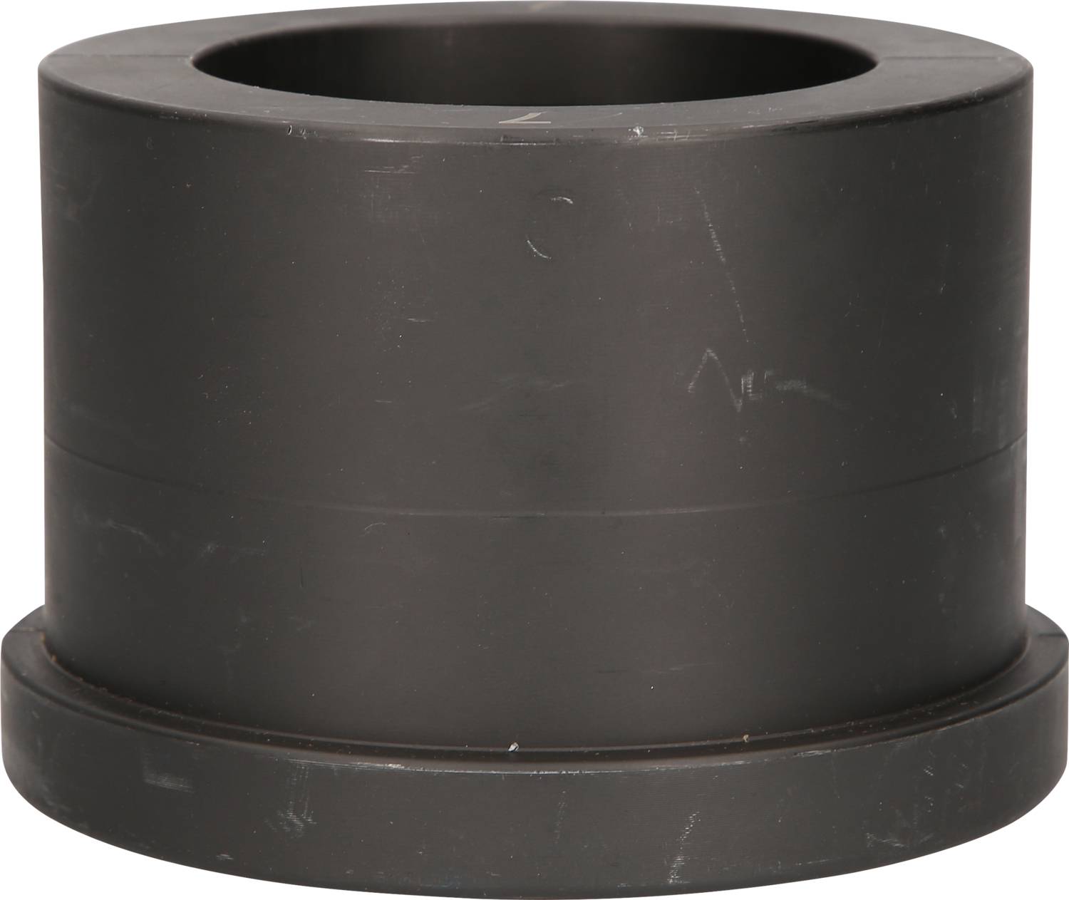 Schwarzer, zylindrischer Adapter oder Verbindungselement aus Kunststoff mit breitem, flachem Rand an der Basis.