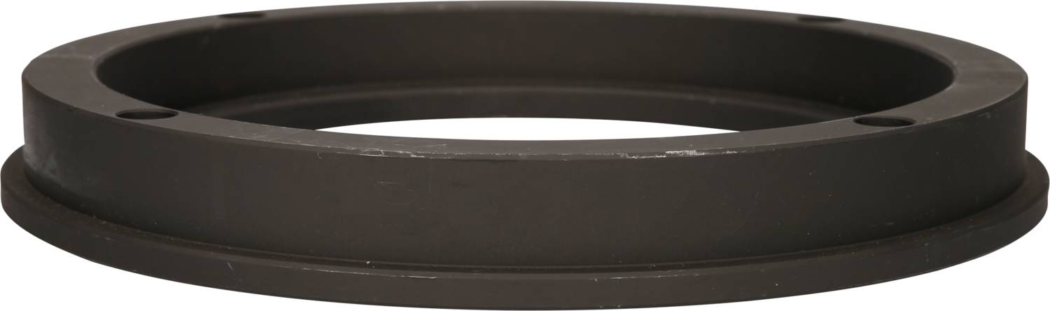Ein rundes, flaches, schwarzes Metallteil mit glatter Oberfläche und vier sichtbaren Löchern am Rand.