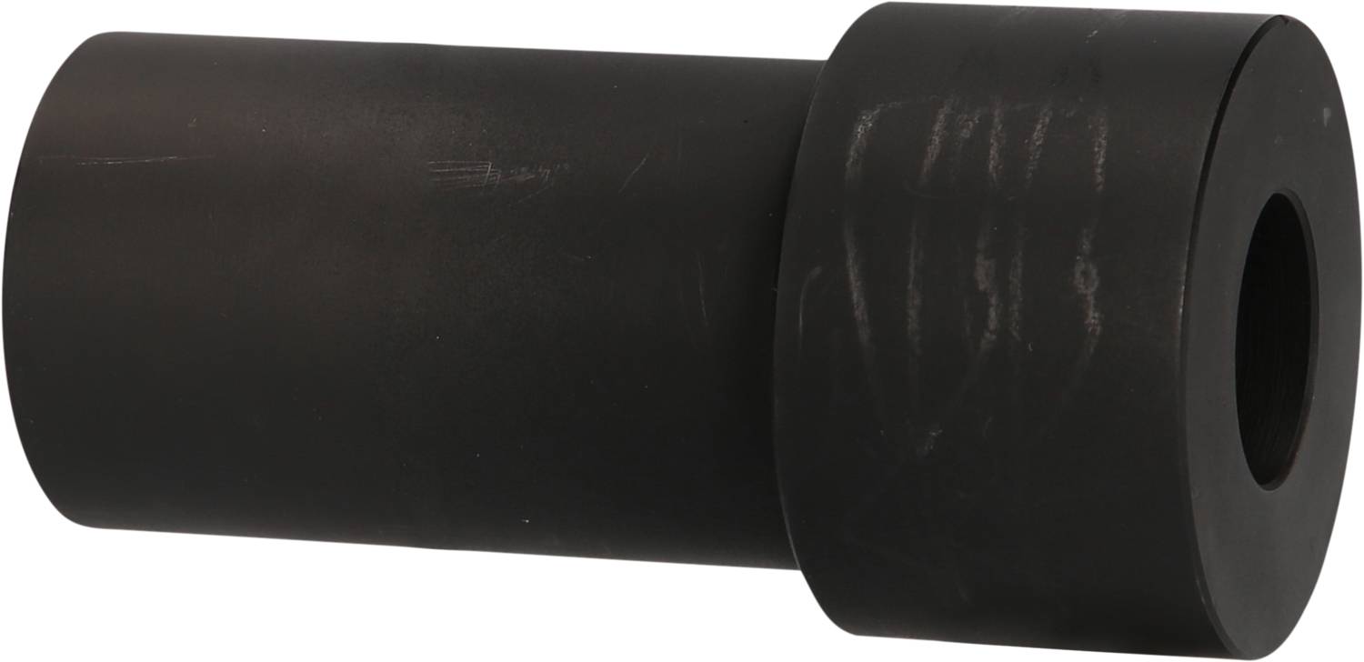 Ein schwarzer zylindrischer Plastikadapter mit einem breiteren Ende, vermutlich als Verbindungsstück in technischen Anwendungen genutzt.