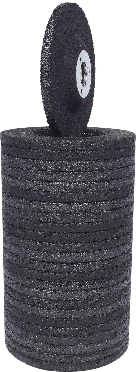 Ein Stapel dunkler Schleifscheiben mit einer darauf ruhenden, leicht geneigten Scheibe.