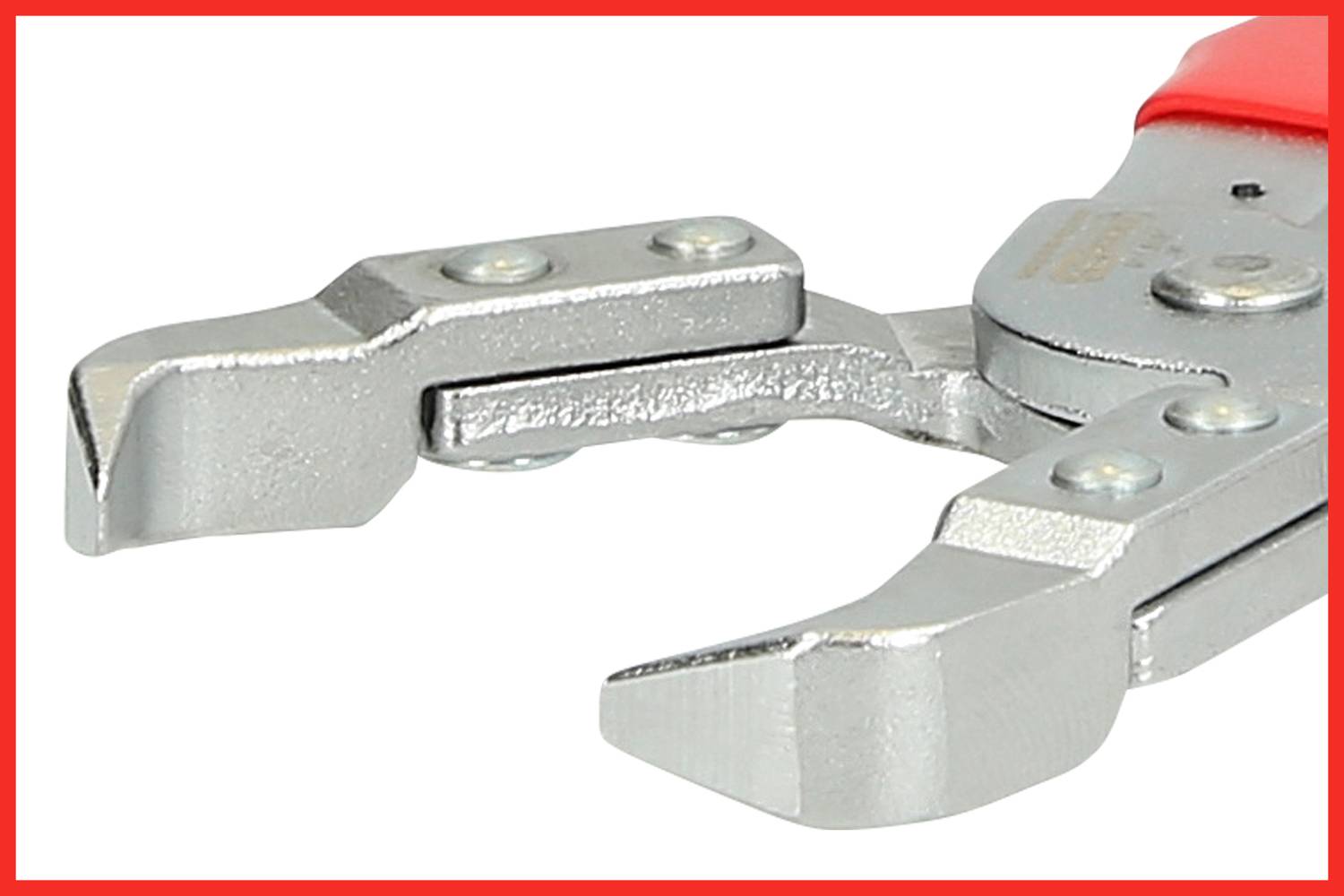 Metallzange mit zwei Greifbacken, zur Bearbeitung von Materialien; Detailansicht des Werkzeugs ohne Hintergrund.