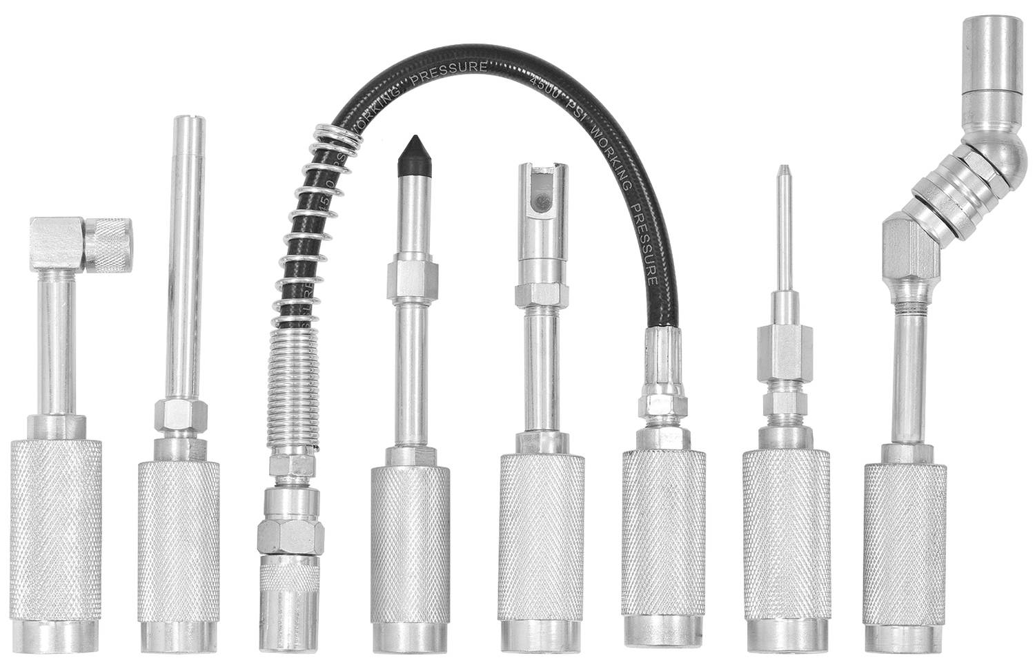 Verschiedene silberne Metalladapter mit unterschiedlichen Formen und Düsen, angeordnet in einer Reihe.
