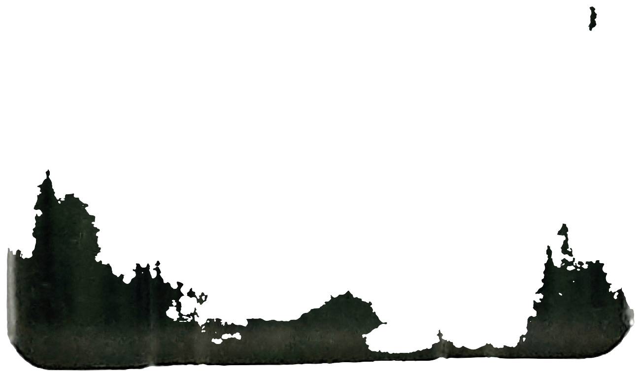 Ein durch Korrosion stark beschädigtes Stück Metall mit unregelmäßigen, gezackten Rändern ist abgebildet.