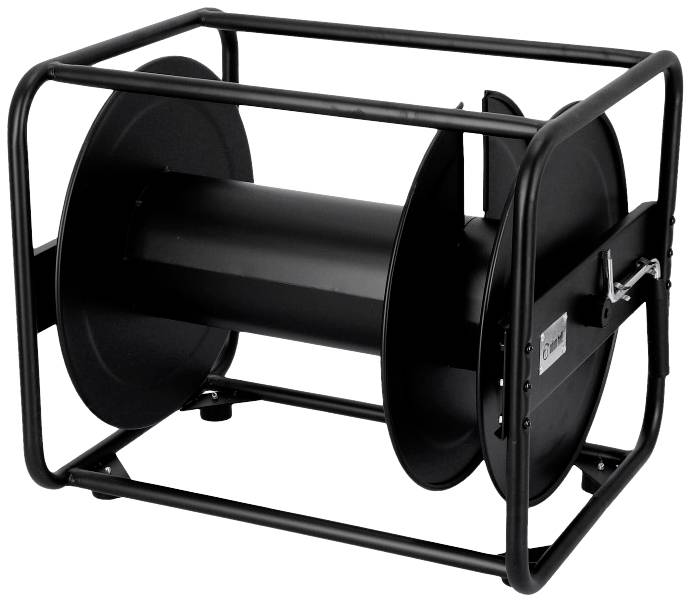 Ein leerer, schwarzer Kabeltrommel auf einem stabilen Metallrahmen. Ideal zur Aufwicklung von Kabeln in industriellen Umgebungen.