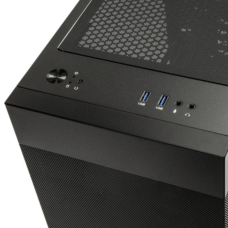 Ein schwarzes Computergehäuse aus Metall, Vorderseite mit USB-Anschlüssen und Power-Taste. Oben ein belüftetes Gitter zur Kühlung.