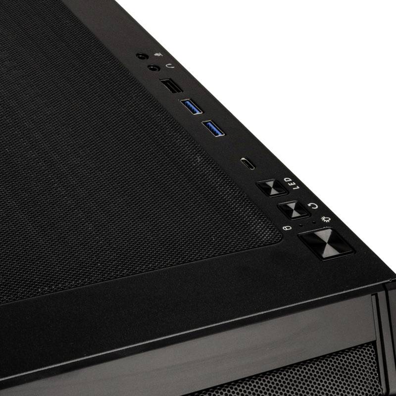 PC-Gehäuse-Oberseite mit Lüftungsgitter, USB-Anschlüssen und Bedienelementen, einschließlich Netzschalter und Status-LEDs.