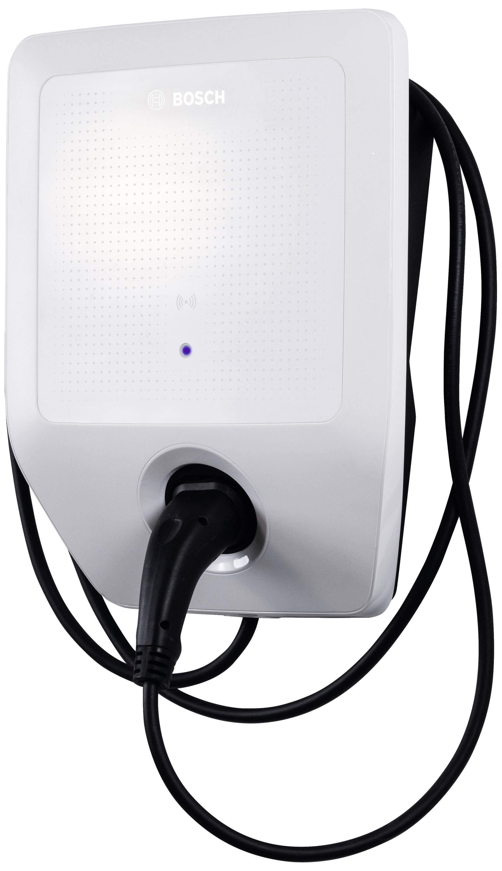 Weißes Bosch-Ladegerät an der Wand mit angeschlossenem Kabel, geeignet für Elektrofahrzeuge.