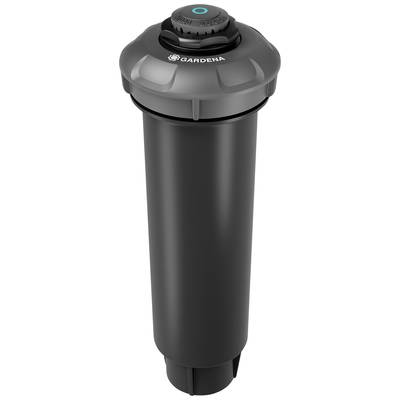 Schwarzer, zylindrischer Sprinklerkopf von Gardena, geeignet für Bewässerungssysteme im Garten, mit verstellbarer Düse oben.