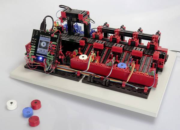 fischertechnik Qualitätssicherung mit KI Simulationsmodell Fertiggerät 9 V