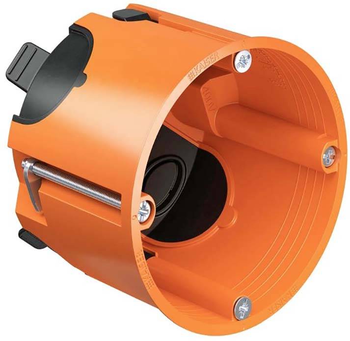 Orange Kunststoff-Einbaugehäuse mit seitlichen Kabelzugängen und Befestigungselementen, häufig zur elektrischen Verkabelung genutzt.