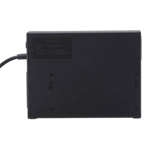 Schwarzes elektronisches Gerät mit Netzstecker-Anschluss, rechteckige Form, Rückansicht.