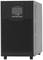 Schwarzes USV-Gerät mit digitalem Display auf der Vorderseite, vertikalen Lüftungsschlitzen und massiver Bauform für Büro- oder Industrieanwendung.