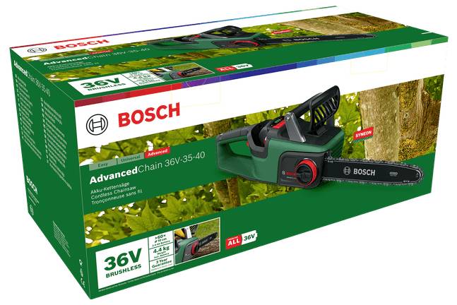 Verpackung einer Bosch Akku-Kettensäge, Modell AdvancedChain 36V-35-40, mit Bild der grünen Säge und Spezifikationen wie 36V, 4 Ah.
