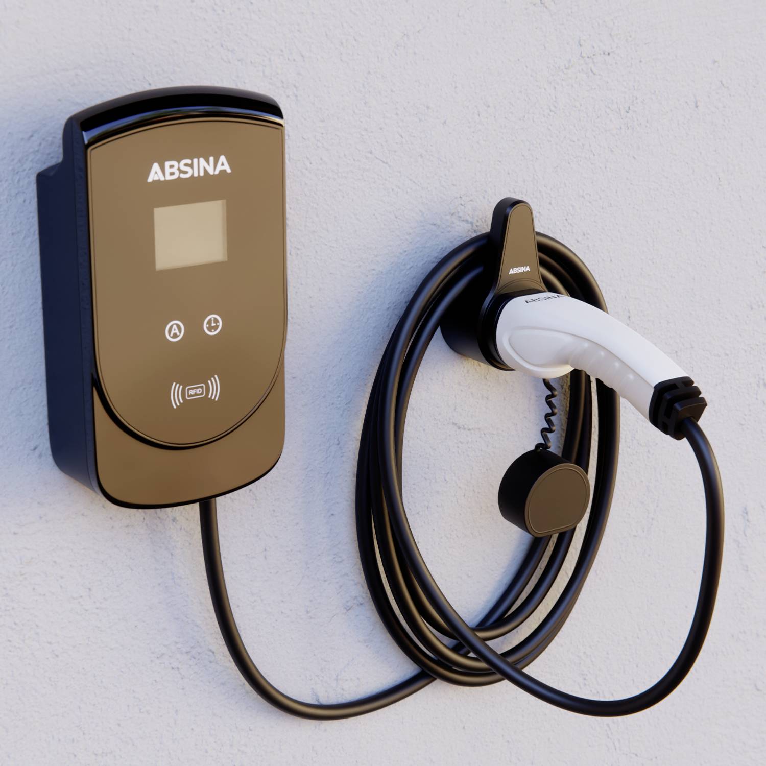 'Ladestation an der Wand mit eingehängtem Ladekabel und Display, das digitale Informationen anzeigt, vermutlich für Elektrofahrzeuge.'