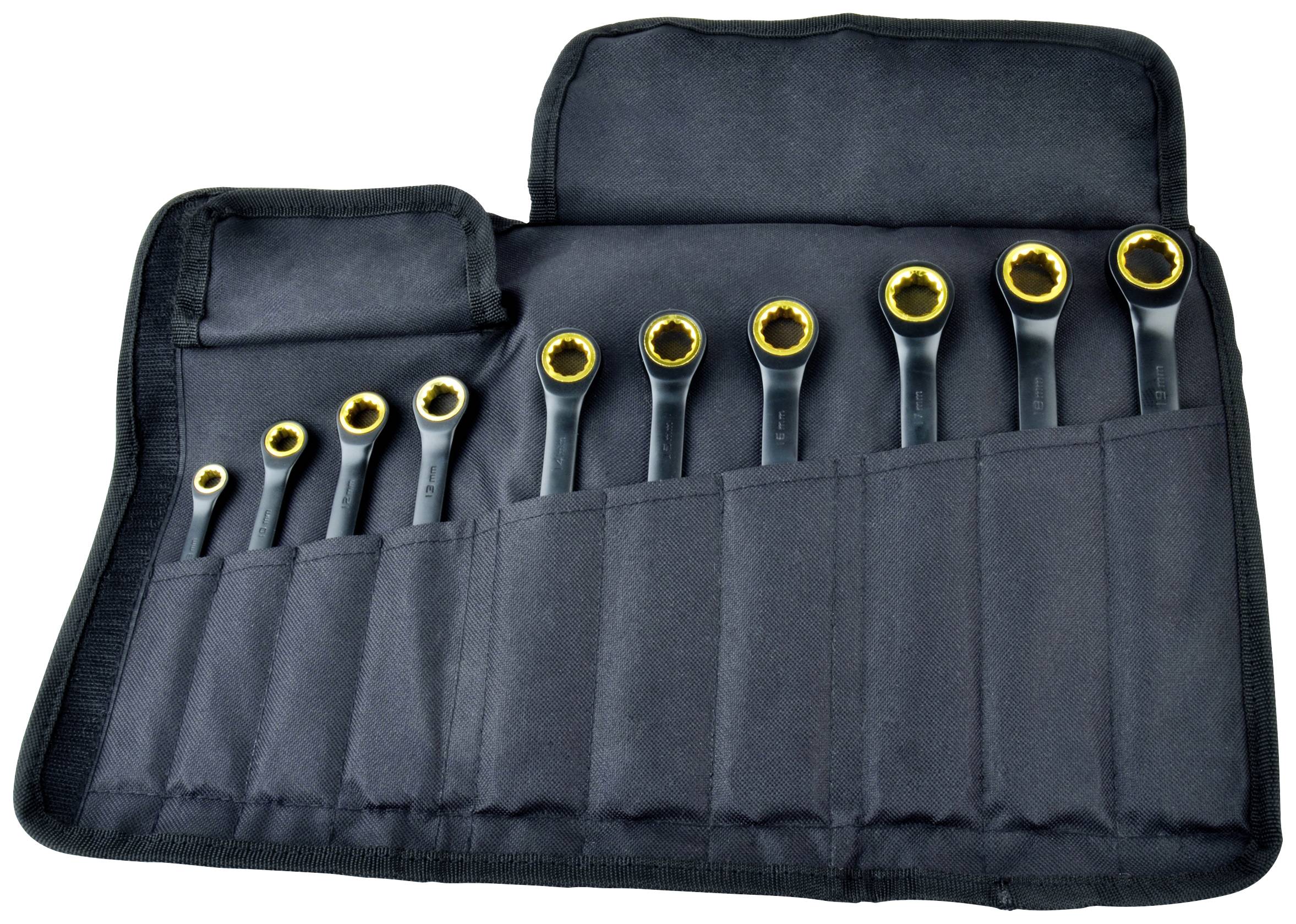 'Ein Set von neun Ringschlüsseln in einer aufgerollten schwarzen Tasche.'