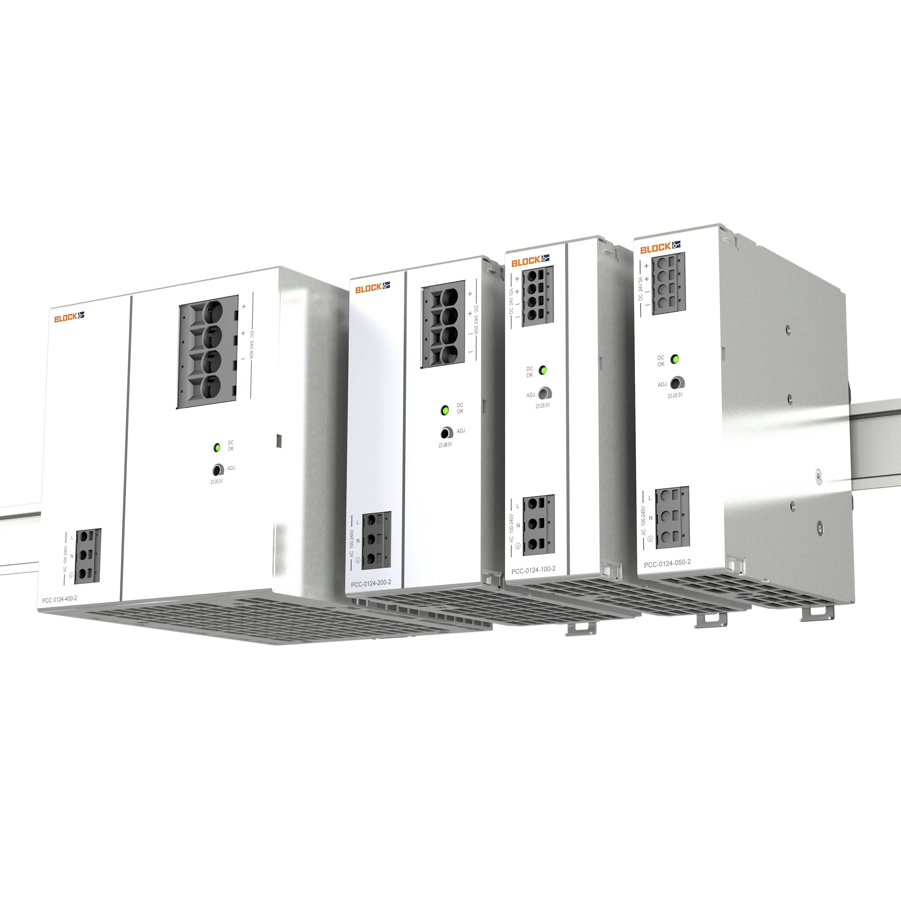Ein modulares, an einer DIN-Schiene montiertes Stromversorgungssystem mit vier weißen Gehäusen, jeweils mit Eingang und Ausgang.