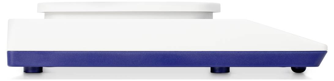 'Seitenansicht einer digitalen Tischwaage mit weißem Gehäuse und blauer Basis.'