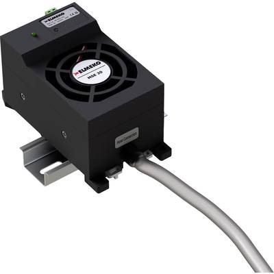 Ein schwarzes, rechteckiges Gerät mit einem Ventilator und einem Kabel, das an einer Schiene montiert ist. Aufschrift 'Pfannenberg'.