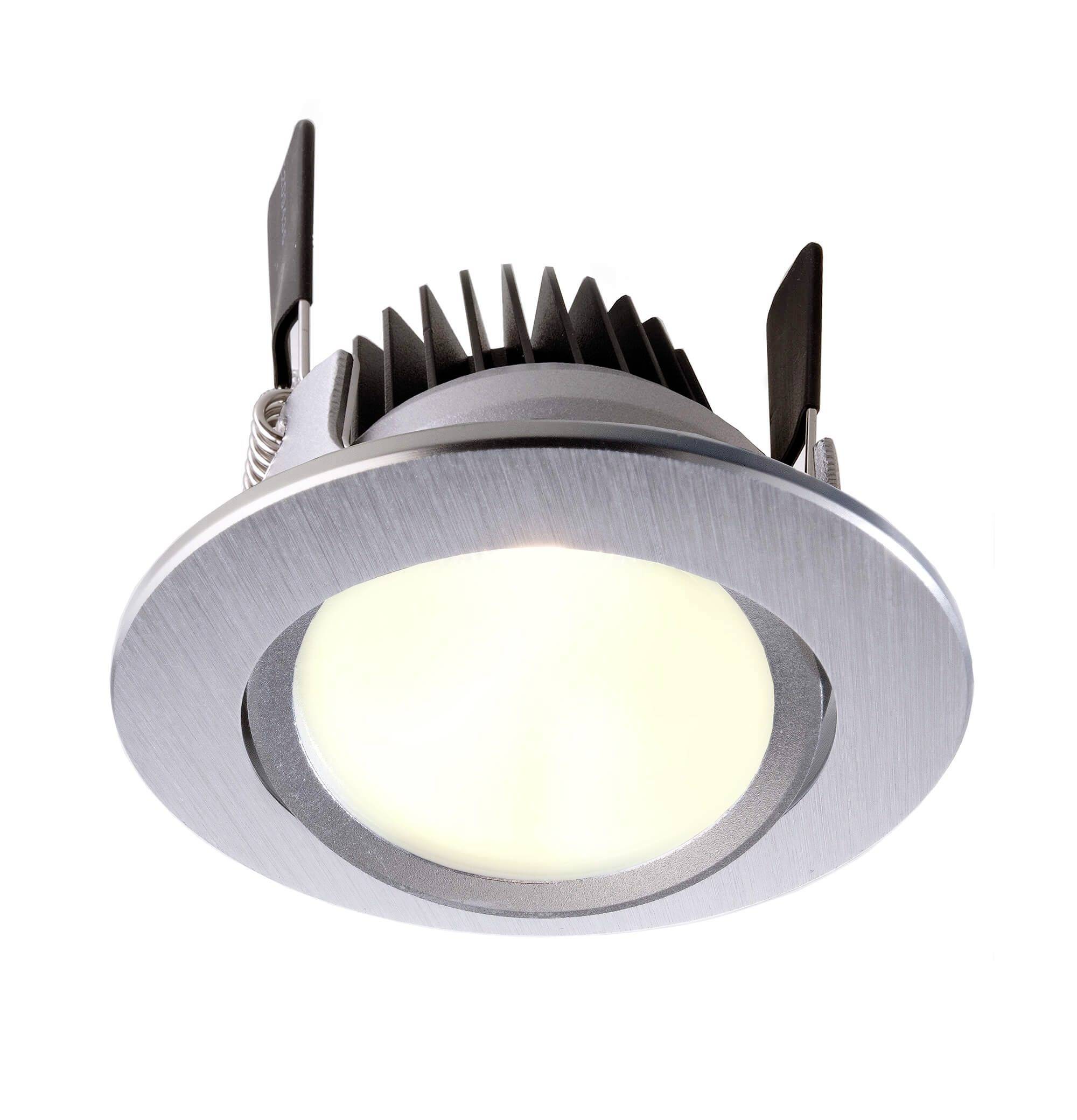 Ein runder LED-Deckeneinbaustrahler aus Metall, der helles Licht abstrahlt. Geeignet für moderne Innenraumbeleuchtung.