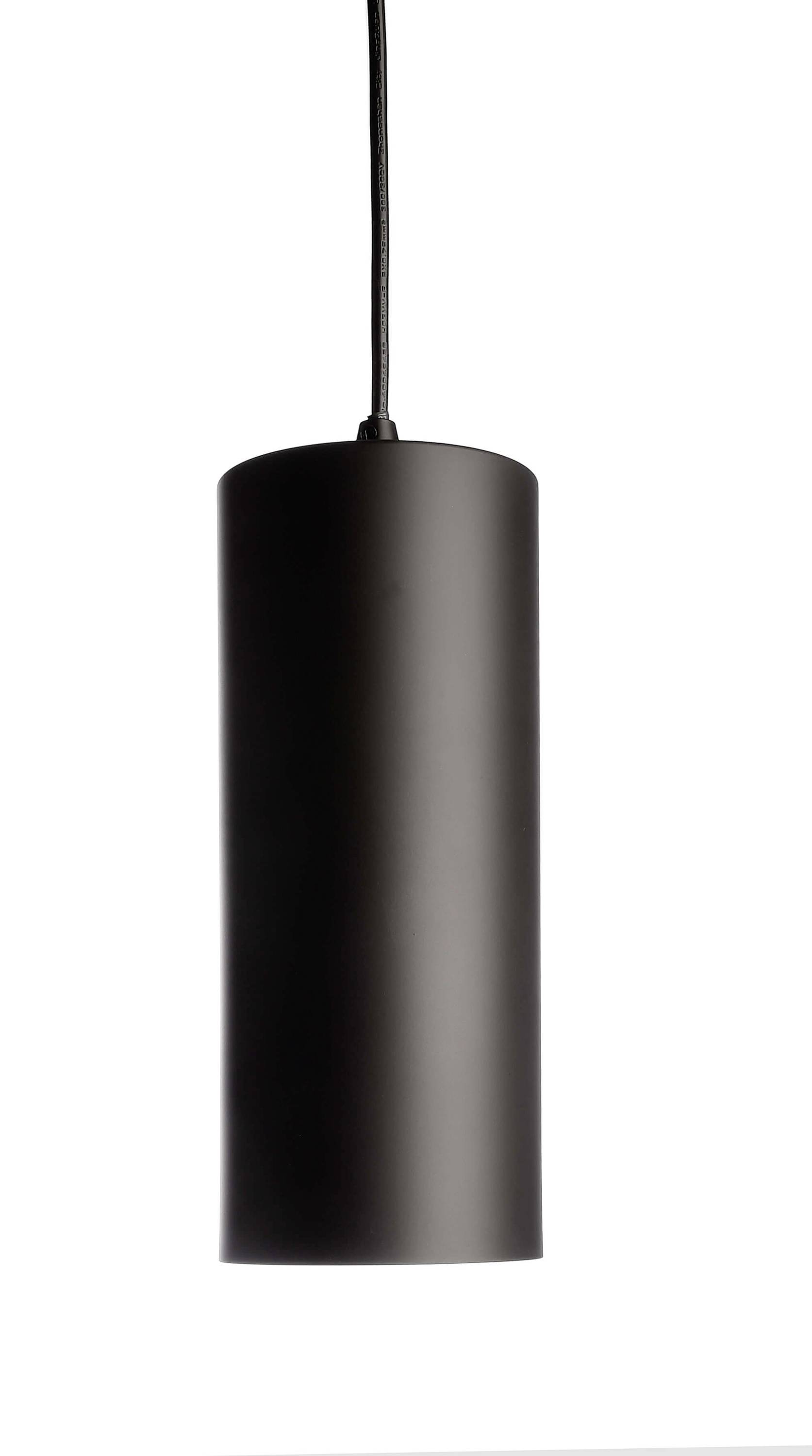 Eine schwarze, zylindrische Hängelampe mit schlichtem Design, an einem Kabel hängend. Moderne Ästhetik für Innenräume.