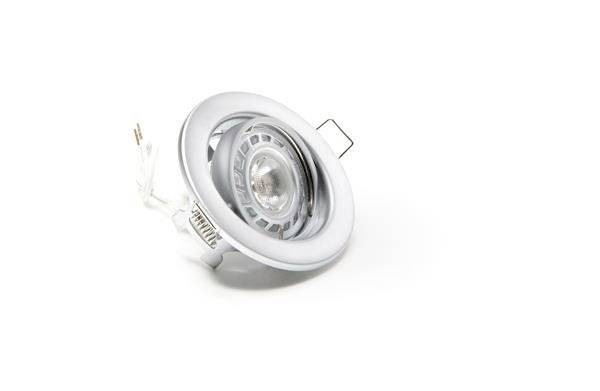 Ein silbernes, rundes LED-Deckenstrahler-Element mit Anschlusskabel, geeignet für den Einsatz in Innenräumen zur Akzentbeleuchtung.