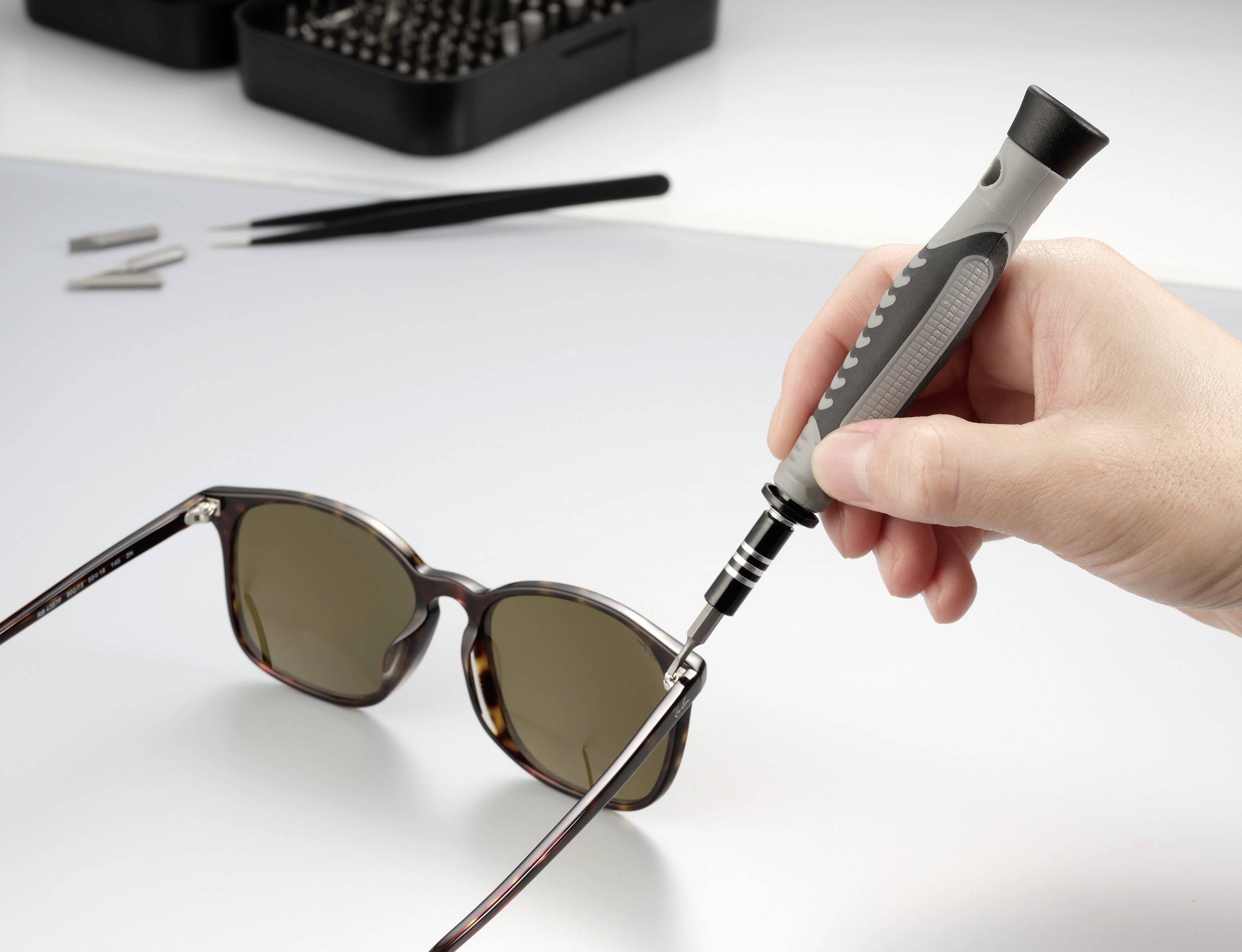 TOOLCRAFT TO-8391705 Bit-Set 130teilig Kreuzschlitz Phillips, Kreuzschlitz Pozidriv, Außen-Sechskant, Tri-Wing, Innen-Vi-5