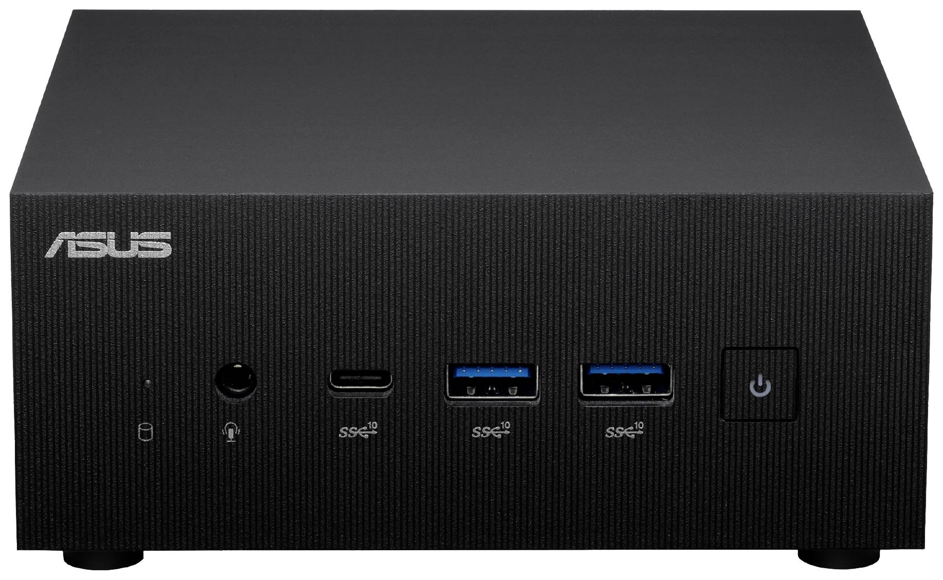 Ein kompakter schwarzer ASUS-Mini-PC mit mehreren USB-Anschlüssen und Netzschalter auf der Vorderseite.