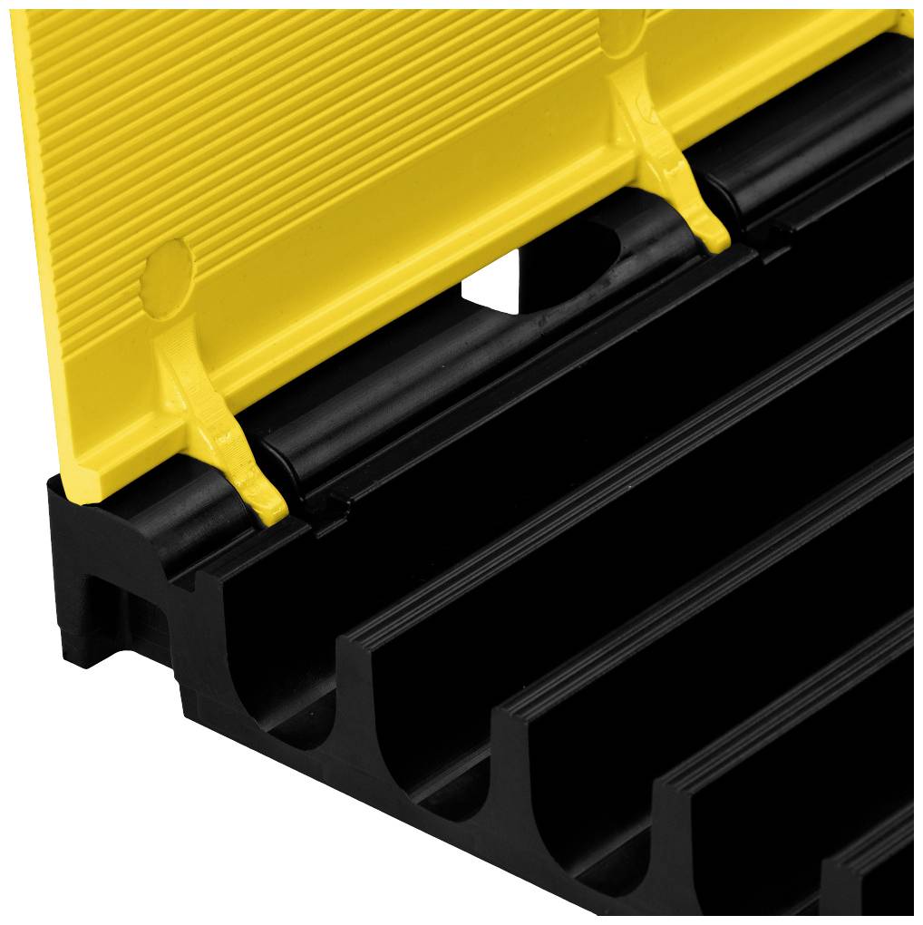 Eine robuste, schwarze Kabelbrücke mit gelber Abdeckung für den Schutz und die Organisation von Kabeln in industriellen Umgebungen.