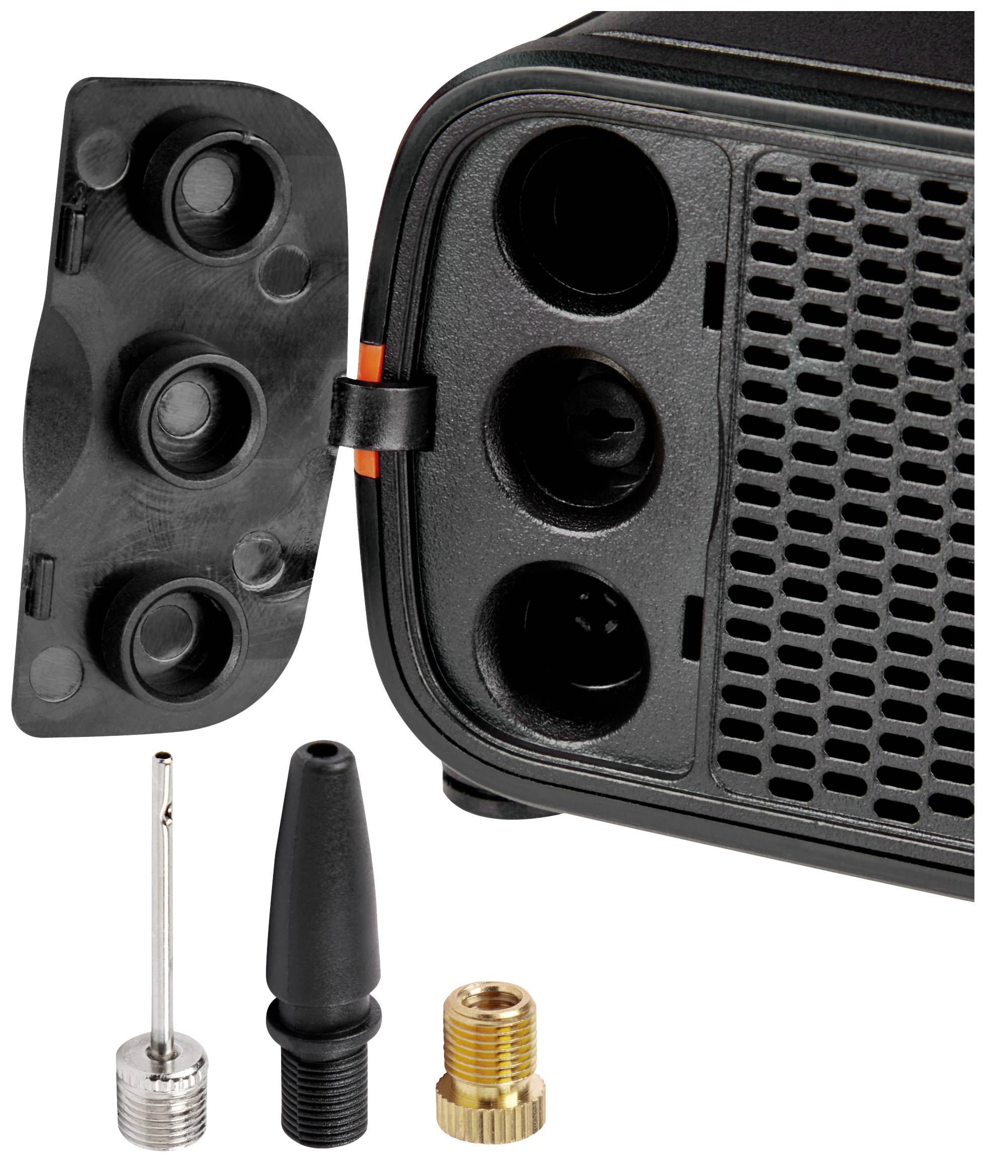 Nahaufnahme eines schwarzen Luftkompressors mit abgenommenem Ventildeckel, drei Ventiladapter und Lüftungsschlitze sichtbar.