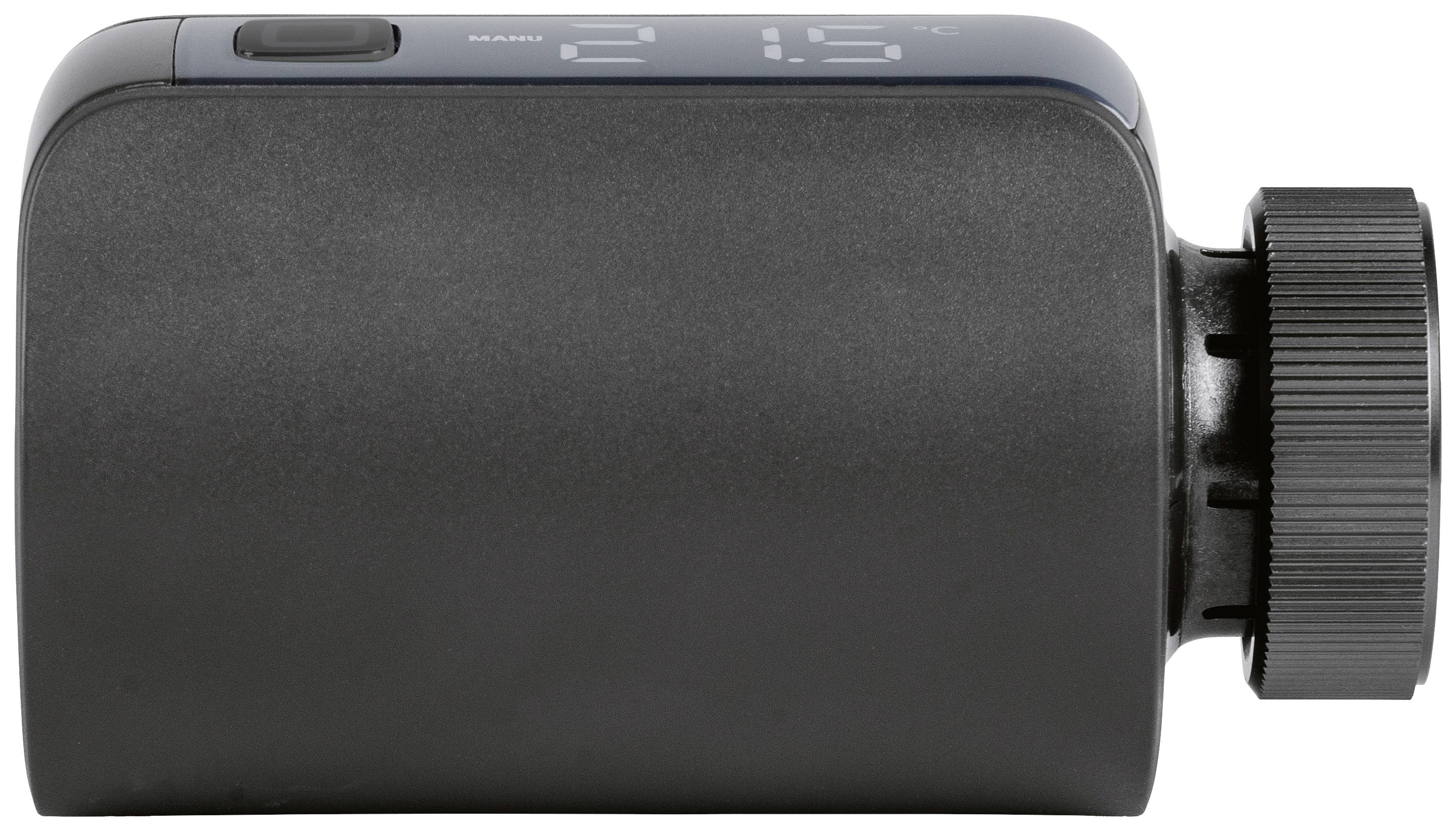 Schwarzer elektronischer Heizkörperthermostat mit digitalem Display, Temperaturanzeige in Grad Celsius und Ein/Aus-Schalter oben.