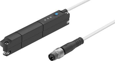 Ein schwarzer linearer Sensor mit blauer Taste und Kabel, endet in einem runden Anschluss. Geeignet zur genauen Positionserkennung.