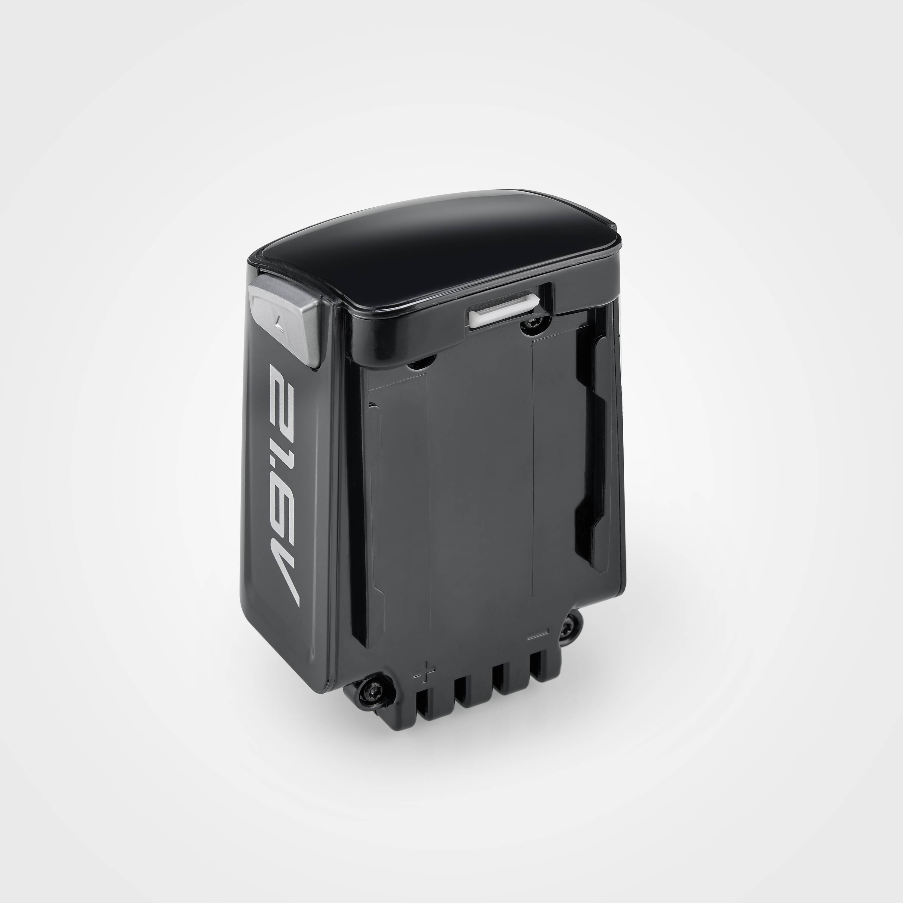 Eine schwarze Drohnenbatterie mit einer silbernen '21.6V'-Aufschrift ist auf einem hellgrauen Hintergrund dargestellt.