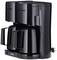 Eine schwarze Kaffeemaschine mit zwei Kaffeekannen und Wasserstandsanzeige an der Seite. Ideal für größere Mengen Kaffee.