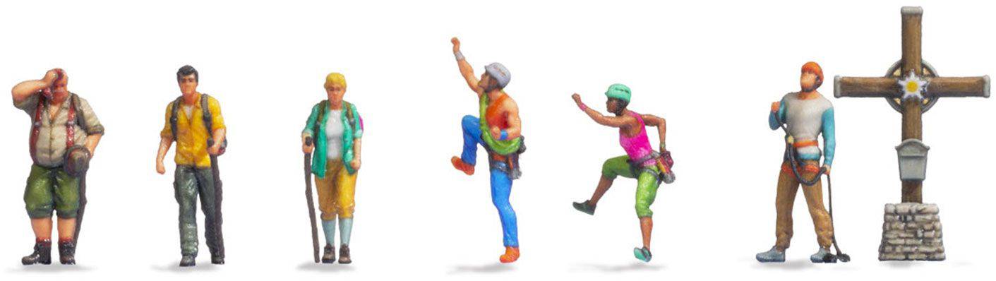 NOCH N Bergwanderer mit Gipfelkreuz Fertigmodell