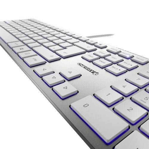 Weiße Computertastatur in diagonaler Ansicht, schlankes modernes Design mit flachen Tasten, Markenname sichtbar.