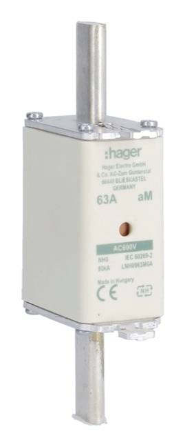 Ein zylindrischer Leistungsschalter von Hager, 63 Ampere, mit weißem Gehäuse und Metallstütze, geeignet für Schutzschaltungen.