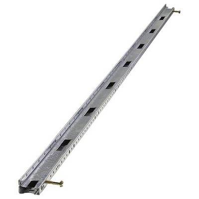 Metallprofil mit regelmäßig verteilten Löchern, horizontale Ansicht.
