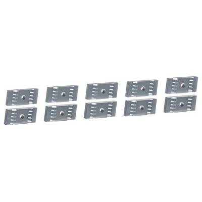 Zehn silberne metallische Halterungen in zwei Reihen. Jede Halterung hat ein zentrales Loch und seitliche Einkerbungen.