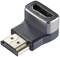 Ein rechtwinkliger HDMI-Adapter, der einen männlichen und einen weiblichen Anschluss kombiniert, ermöglicht die Verbindung in engen Räumen.