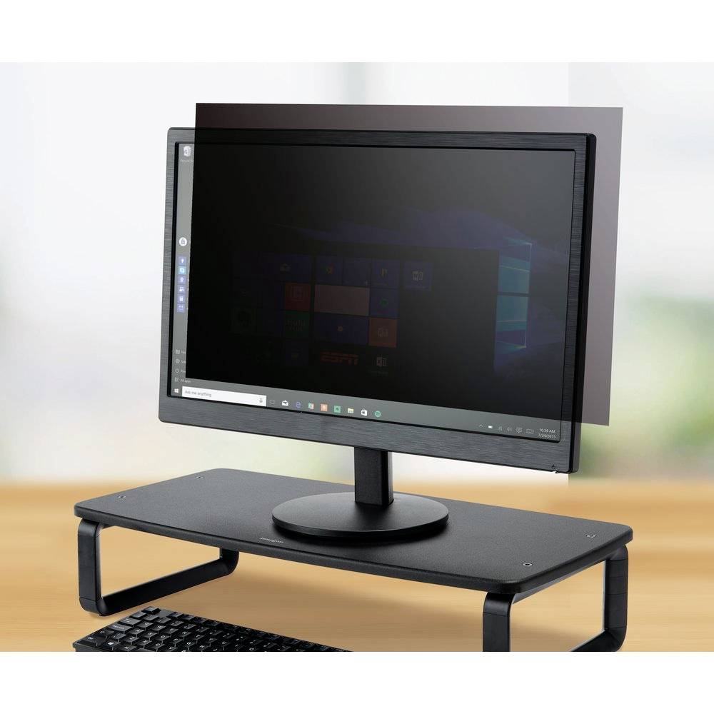 Ein Monitor mit einem Blickschutzfilter zeigt einen dunkleren Bildschirm an, um private Informationen zu schützen.
