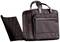 Schwarze Laptoptasche mit zwei Griffen und mehreren Fächern, sichtbar von der Seite mit aufgestellter Klappe.